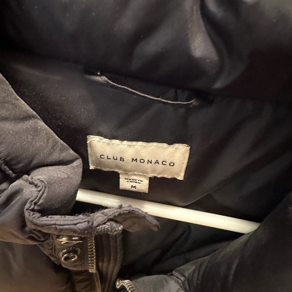 Club Monaco puffer vest - Picture 2 of 5